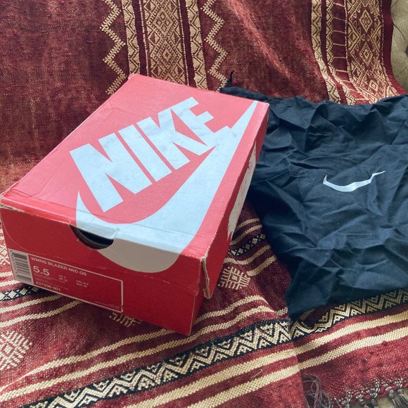 Rare! Disco Nike Blazers women's size 5.5, metallic silver/ minty fresh! - Picture 16 of 16